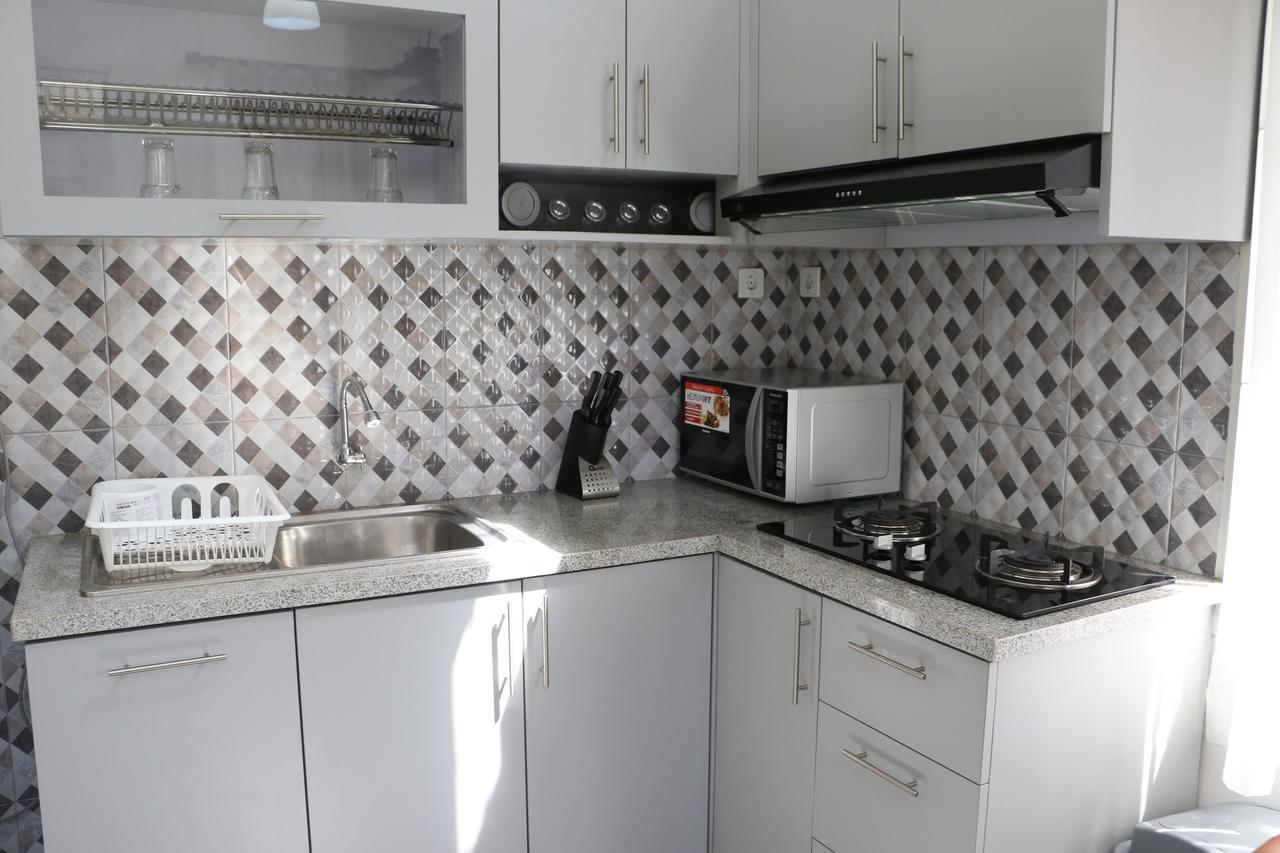 Diyar Villas Puncak R7-3 エクステリア 写真